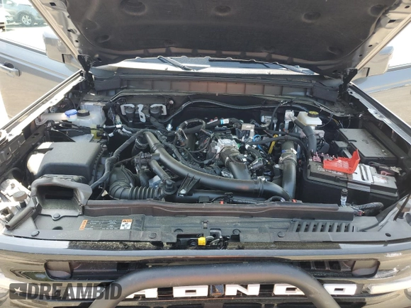 2024 Ford Bronco Outer Banks с VIN 1FMEE8BP1RLA57668, выставлен на аукционе Copart как лот 49614705 с пробегом 20 969 миль миль и Списание • Salvage title. История ставок и продаж доступна на DreamBid. Изображение 14.