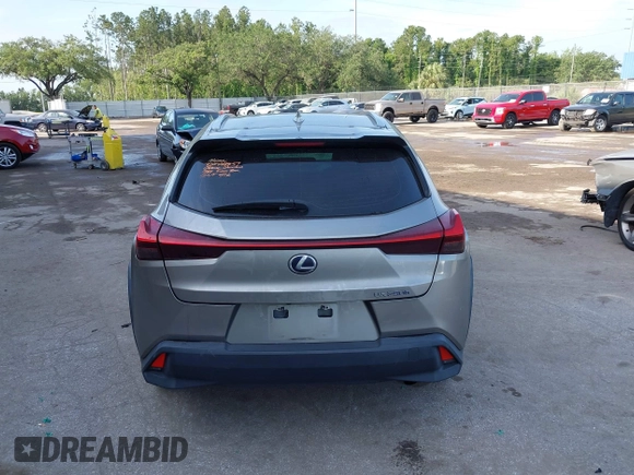2020 Lexus UX 250h with VIN JTHX9JBHXL2033589, listed as a IAAI auction lot 42113363 with 71,669 mi miles and . Bid and sale history available at DreamBid. Image 16.