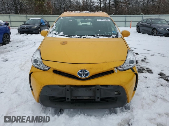 2015 Toyota Prius Two with VIN JTDZN3EU1FJ021383, listed as a Copart auction lot 45040275 with 264,757 mi miles and Clean title. Bid and sale history available at DreamBid. Image 5.