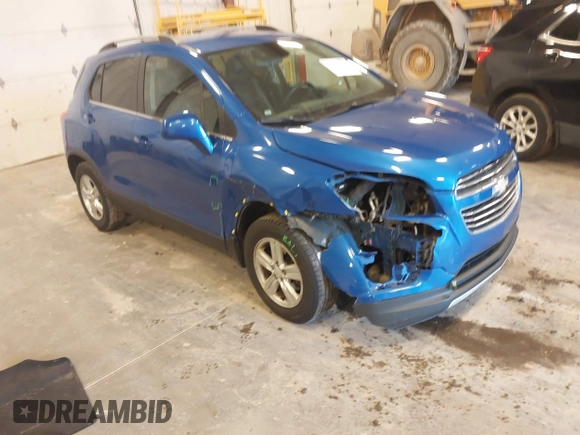 2015 Chevrolet Trax LT with VIN KL7CJLSB2FB216338, listed as a IAAI auction lot 41864251 with 174,664 mi miles. Bid and sale history available at carsss.com. Image 1.