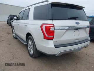 2018 Ford Expedition XLT with VIN 1FMJU1HT3JEA17677, listed as a IAAI auction lot 41349362 with 131,913 mi miles. Bid and sale history available at carsss.com. Image 3.