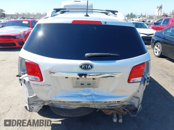 2013 Kia Sorento LX with VIN 5XYKT4A6XDG356336, listed as a IAAI auction lot 42503679 with 236,752 mi miles and . Bid and sale history available at DreamBid. Image 17.