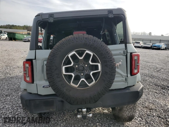 2021 Ford Bronco z VIN 1FMEE5BP2MLA72638, wystawiony jako Copart lot #47970155 z przebiegiem 58 250 mil mil oraz Szkoda całkowita • Salvage title. Historia ofert i sprzedaży dostępna na DreamBid. Obrazek 6.