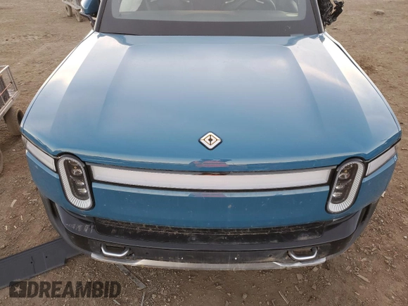 2022 Rivian R1T Launch Edition with VIN 7FCTGAAL5NN001219, listed as a Copart auction lot 86623924 with Not Provided miles and Salvage Title. Bid and sale history available at DreamBid. Image 11.