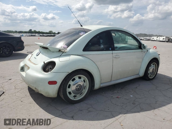 2001 Volkswagen Beetle GLS z VIN 3VWCD21C51M447957, wystawiony jako Copart lot #59517765 z przebiegiem 145 484 mil mil oraz Szkoda całkowita • Salvage title. Historia ofert i sprzedaży dostępna na DreamBid. Obrazek 3.