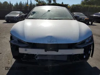 2023 Kia EV6 Wind with VIN KNDC34LA3P5604087, listed as a Copart auction lot 70514094 with 19,584 mi miles and Salvage Title. Bid and sale history available at carsss.com. Image 5.