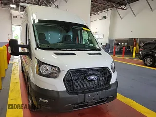 2023 Ford Transit Cargo с VIN 1FTBR1X81PKC02764, выставлен на аукционе IAAI как лот 42785439 с пробегом 475 миль миль и . История ставок и продаж доступна на DreamBid. Изображение 18.