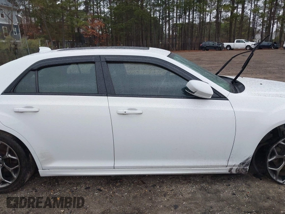 2018 Chrysler 300 with VIN 2C3CCABG5JH244829, listed as a IAAI auction lot 41726654 with 156,131 mi miles. Bid and sale history available at carsss.com. Image 12.