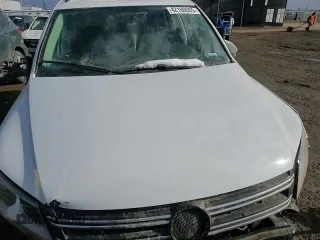 2015 Volkswagen Tiguan S z VIN WVGBV7AX7FW569427, wystawiony jako Copart lot #42190605 z przebiegiem 102 354 mil mil oraz Szkoda całkowita • Salvage title. Historia ofert i sprzedaży dostępna na DreamBid. Obrazek 11.