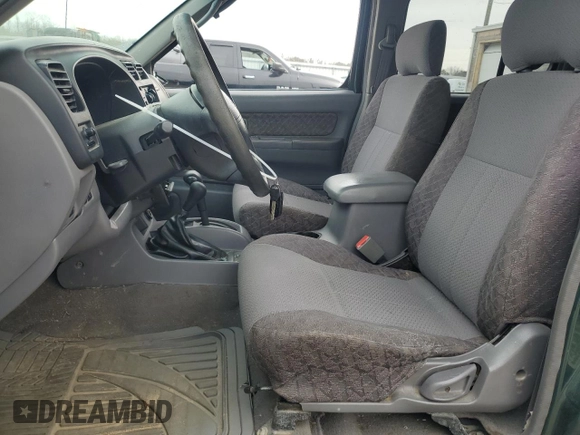 2000 Nissan Xterra XE z VIN 5N1ED28Y3YC512700, wystawiony jako Copart lot #45238875 z przebiegiem 211 393 mil mil oraz Czysty tytuł • Clean title. Historia ofert i sprzedaży dostępna na DreamBid. Obrazek 7.