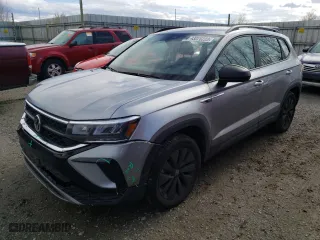 2022 Volkswagen Taos S with VIN 3VVMX7B22NM058332, listed as a Copart auction lot 43028223 with 10,541 mi miles. Bid and sale history available at carsss.com. Image 1.