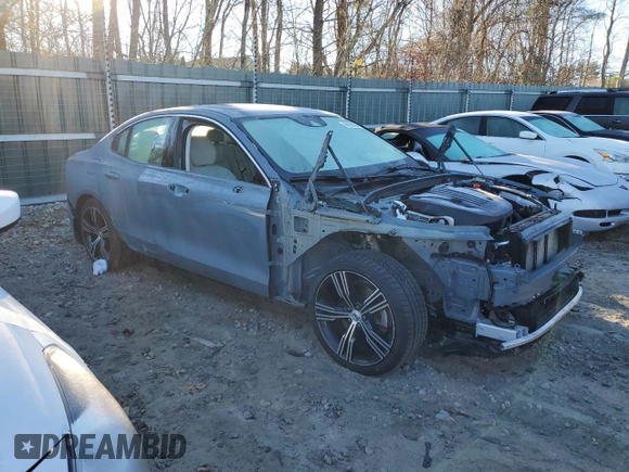 2022 Volvo S60 Plus Dark Theme with VIN 7JRL12TL2NG154334, listed as a Copart auction lot 80653004 with 43,860 mi miles and Salvage Title. Bid and sale history available at carsss.com. Image 4.