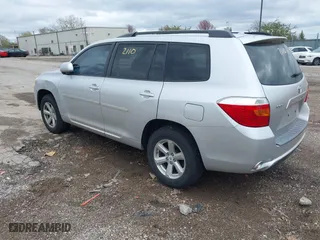 2009 Toyota Highlander with VIN JTEDS41A792092585, listed as a IAAI auction lot 42092110 with 266,217 mi miles. Bid and sale history available at carsss.com. Image 3.