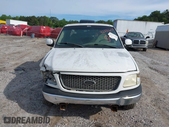 2001 Ford F-150 XL z VIN 1FTRX17WX1NA20036, wystawiony jako IAAI lot #42231600 z przebiegiem 181 549 mil mil oraz . Historia ofert i sprzedaży dostępna na DreamBid. Obrazek 12.