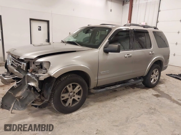 2008 Ford Explorer XLT with VIN 1FMEU63E88UB03042, listed as a IAAI auction lot 41136188 with 79,503 mi miles. Bid and sale history available at carsss.com. Image 2.