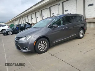 2019 Chrysler Pacifica Touring L с VIN 2C4RC1BG2KR650553, выставлен на аукционе Copart как лот 62995955 с пробегом 111 062 миль миль и Списание • Salvage title. История ставок и продаж доступна на DreamBid. Изображение 1.