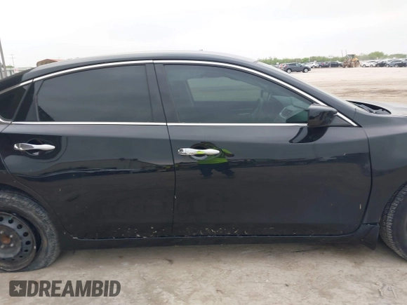 2018 Nissan Altima 2.5 SR with VIN 1N4AL3AP7JC299159, listed as a IAAI auction lot 41937614 with 107,394 mi miles. Bid and sale history available at carsss.com. Image 13.