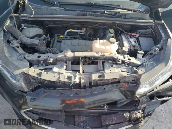 2021 Chevrolet Trax LS z VIN KL7CJKSB5MB303139, wystawiony jako Copart lot #46196595 z przebiegiem 59 255 mil mil oraz Szkoda całkowita • Salvage title. Historia ofert i sprzedaży dostępna na DreamBid. Obrazek 12.