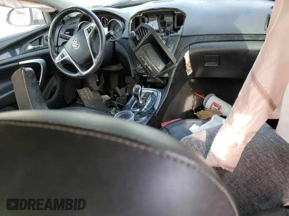 2012 Buick Regal Premium 1 with VIN 2G4GS5EK5C9112816, listed as a Copart auction lot 43335595 with 187,781 mi miles and Salvage title. Bid and sale history available at DreamBid. Image 8.