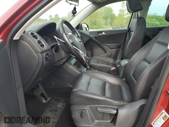 2010 Volkswagen Tiguan S with VIN WVGAV7AX4AW003844, listed as a Copart auction lot 57877965 with 120,783 mi miles and Clean title. Bid and sale history available at DreamBid. Image 7.