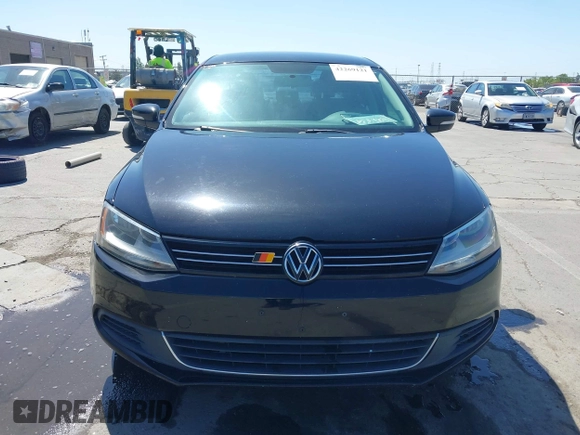 2013 Volkswagen Jetta SE with VIN 3VWDP7AJ4DM423726, listed as a IAAI auction lot 42269121 with 123,073 mi miles and . Bid and sale history available at DreamBid. Image 12.