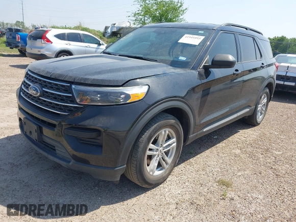 2022 Ford Explorer XLT z VIN 1FMSK7DH1NGA36852, wystawiony jako IAAI lot #41941093 z przebiegiem 40 623 mil mil oraz . Historia ofert i sprzedaży dostępna na DreamBid. Obrazek 2.