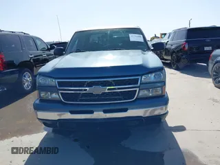2007 Chevrolet Silverado 1500 LS with VIN 2GCEC13VX71114824, listed as a IAAI auction lot 41711088 with 138,206 mi miles and . Bid and sale history available at DreamBid. Image 12.
