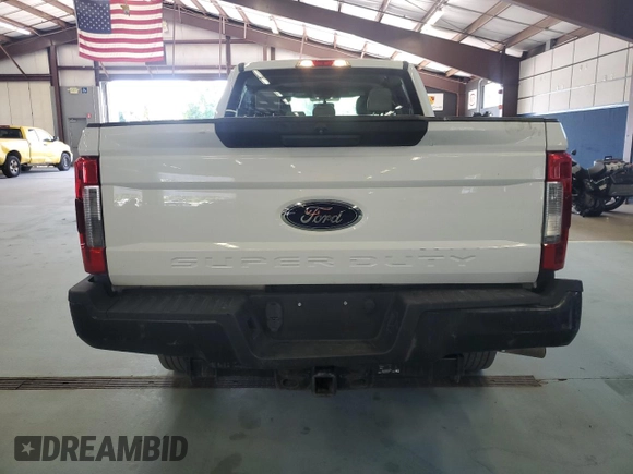 2018 Ford Super Duty F-250 SRW XL with VIN 1FT7W2BT8JEC04114, listed as a Copart auction lot 71341364 with 51,885 mi miles and Salvage Title. Bid and sale history available at carsss.com. Image 6.