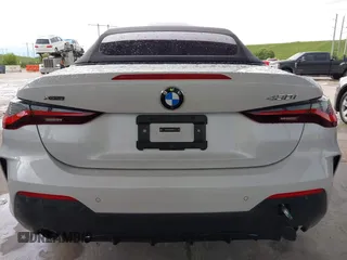 2024 BMW 4 Series 430i xDrive z VIN WBA43AT07RCR07959, wystawiony jako IAAI lot #42778206 z przebiegiem Nie podano mil oraz . Historia ofert i sprzedaży dostępna na DreamBid. Obrazek 16.