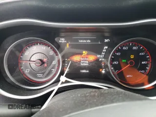 2015 Dodge Charger SXT z VIN 2C3CDXHG4FH844496, wystawiony jako Copart lot #86100084 z przebiegiem 110 090 mil mil oraz Szkoda całkowita • Salvage title. Historia ofert i sprzedaży dostępna na DreamBid. Obrazek 9.