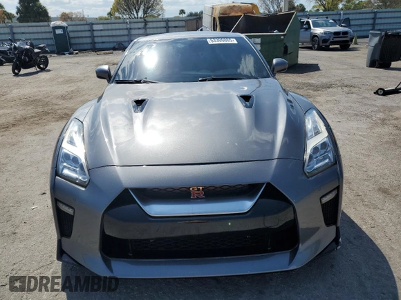 2014 Nissan GT-R Premium z VIN JN1AR5EF0EM270336, wystawiony jako Copart lot #53300865 z przebiegiem 18 769 mil mil oraz Tytuł czysty. Historia ofert i sprzedaży dostępna na DreamBid. Obrazek 5.