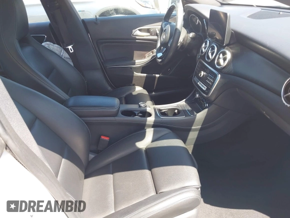 2019 Mercedes-Benz CLA 250 with VIN WDDSJ4EB5KN747662, listed as a IAAI auction lot 42022938 with 77,458 mi miles and . Bid and sale history available at DreamBid. Image 5.