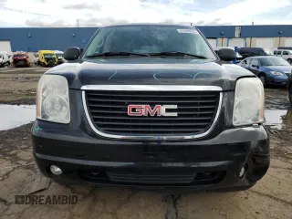2008 GMC Yukon SLT w/4SB with VIN 1GKFK130X8J126141, listed as a Copart auction lot 51048855 with 174,072 mi miles and Salvage Title. Bid and sale history available at carsss.com. Image 5.