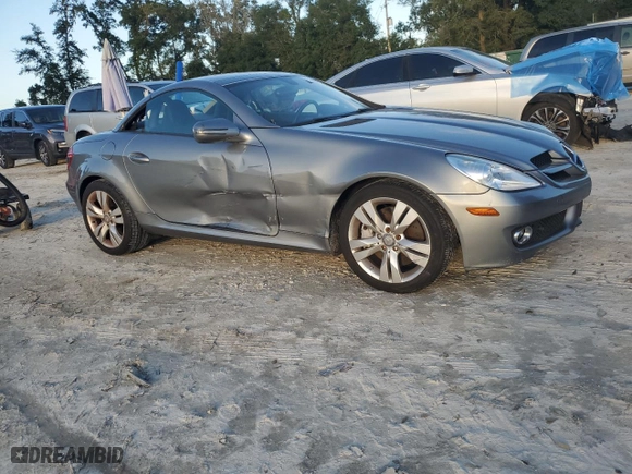 2009 Mercedes-Benz SLK-Class 3.5L with VIN WDBWK58F19F191589, listed as a Copart auction lot 75384764 with 151,445 mi miles and Salvage Title. Bid and sale history available at carsss.com. Image 4.