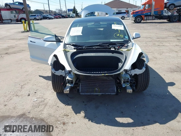 2023 Tesla Model 3 с VIN 5YJ3E1EA4PF433984, выставлен на аукционе IAAI как лот 41834180 с пробегом Не указан миль и . История ставок и продаж доступна на DreamBid. Изображение 6.
