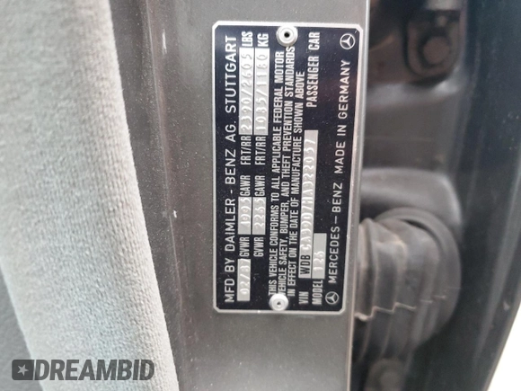 1987 Mercedes-Benz 560 with VIN WDBCA39D7HA322057, listed as a Copart auction lot 83717904 with 246,060 mi miles and Clean Title. Bid and sale history available at DreamBid. Image 12.