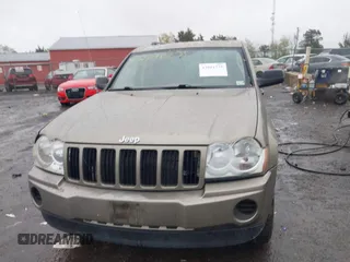 2006 Jeep Grand Cherokee Laredo with VIN 1J4GS48K16C270832, listed as a IAAI auction lot 42011375 with 246,466 mi miles. Bid and sale history available at carsss.com. Image 12.