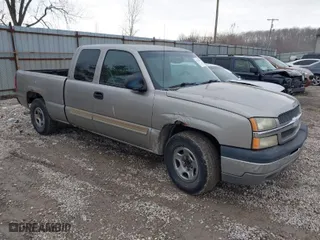 2003 Chevrolet Silverado 1500 LS with VIN 2GCEC19X731325983, listed as a IAAI auction lot 41482990 with 149,924 mi miles. Bid and sale history available at carsss.com. Image 1.