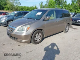 2006 Honda Odyssey EX-L with VIN 5FNRL38656B414992, listed as a IAAI auction lot 42179924 with 298,440 mi miles. Bid and sale history available at carsss.com. Image 2.