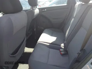 2006 Toyota Matrix STD z VIN 2T1KR32E06C623450, wystawiony jako IAAI lot #42352223 z przebiegiem 278 665 mil mil oraz . Historia ofert i sprzedaży dostępna na DreamBid. Obrazek 8.