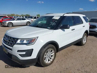 2016 Ford Explorer with VIN 1FM5K8B86GGA17965, listed as a IAAI auction lot 42048173 with 70,983 mi miles and . Bid and sale history available at carsss.com. Image 2.