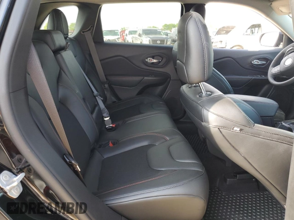 2022 Jeep Cherokee Trailhawk с VIN 1C4PJMBX8ND502686, выставлен на аукционе Copart как лот 51180645 с пробегом 62 865 миль миль и Списание • Salvage title. История ставок и продаж доступна на DreamBid. Изображение 11.