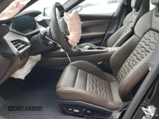 2024 Audi e-tron GT Premium Plus z VIN WAUCJBFW6R7001964, wystawiony jako Copart lot #44019705 z przebiegiem Nie podano mil oraz Czysty tytuł • Clean title. Historia ofert i sprzedaży dostępna na DreamBid. Obrazek 7.