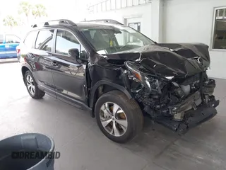 2023 Subaru Ascent Premium z VIN 4S4WMAED8P3404412, wystawiony jako IAAI lot #42453932 z przebiegiem 52 915 mil mil oraz . Historia ofert i sprzedaży dostępna na DreamBid. Obrazek 1.
