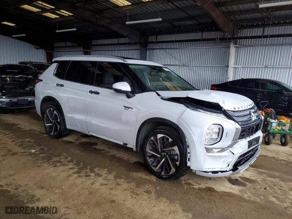 2023 Mitsubishi Outlander PHEV SEL with VIN JA4T5VA97PZ026393, listed as a Copart auction lot 85395384 with 0 miles and Salvage Title. Bid and sale history available at carsss.com. Image 4.
