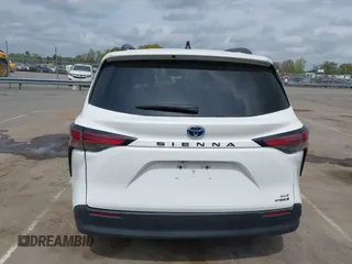 2021 Toyota Sienna XLE with VIN 5TDYRKEC6MS046412, listed as a IAAI auction lot 41934907 with 6,658 mi miles. Bid and sale history available at carsss.com. Image 16.