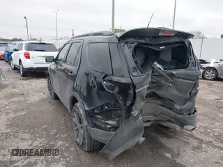 2018 Ford Explorer XLT with VIN 1FM5K8D83JGC20557, listed as a IAAI auction lot 41554727 with 98,180 mi miles and . Bid and sale history available at carsss.com. Image 3.