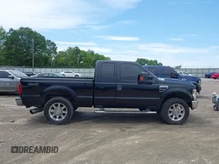 2008 Ford F-250 XL z VIN 1FTSX21R98EB88478, wystawiony jako IAAI lot #42561418 z przebiegiem 268 969 mil mil oraz . Historia ofert i sprzedaży dostępna na DreamBid. Obrazek 13.