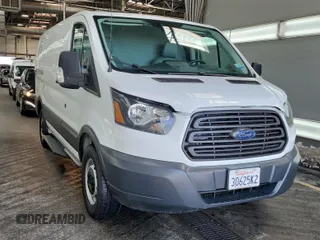 2017 Ford Transit z VIN 1FTYR1YM1HKB36417, wystawiony jako IAAI lot #42617602 z przebiegiem 96 942 mil mil oraz . Historia ofert i sprzedaży dostępna na DreamBid. Obrazek 38.