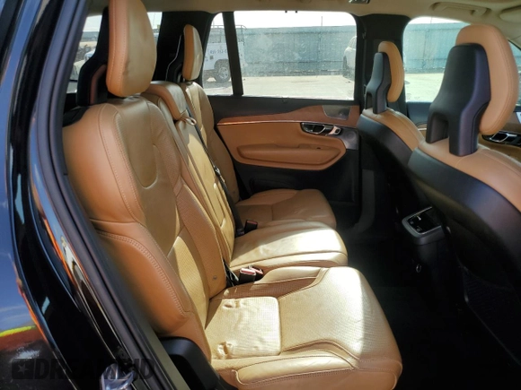 2016 Volvo XC90 T6 Inscription z VIN YV4A22PL0G1035939, wystawiony jako Copart lot #50008495 z przebiegiem 133 543 mil mil oraz Szkoda całkowita • Salvage title. Historia ofert i sprzedaży dostępna na DreamBid. Obrazek 11.
